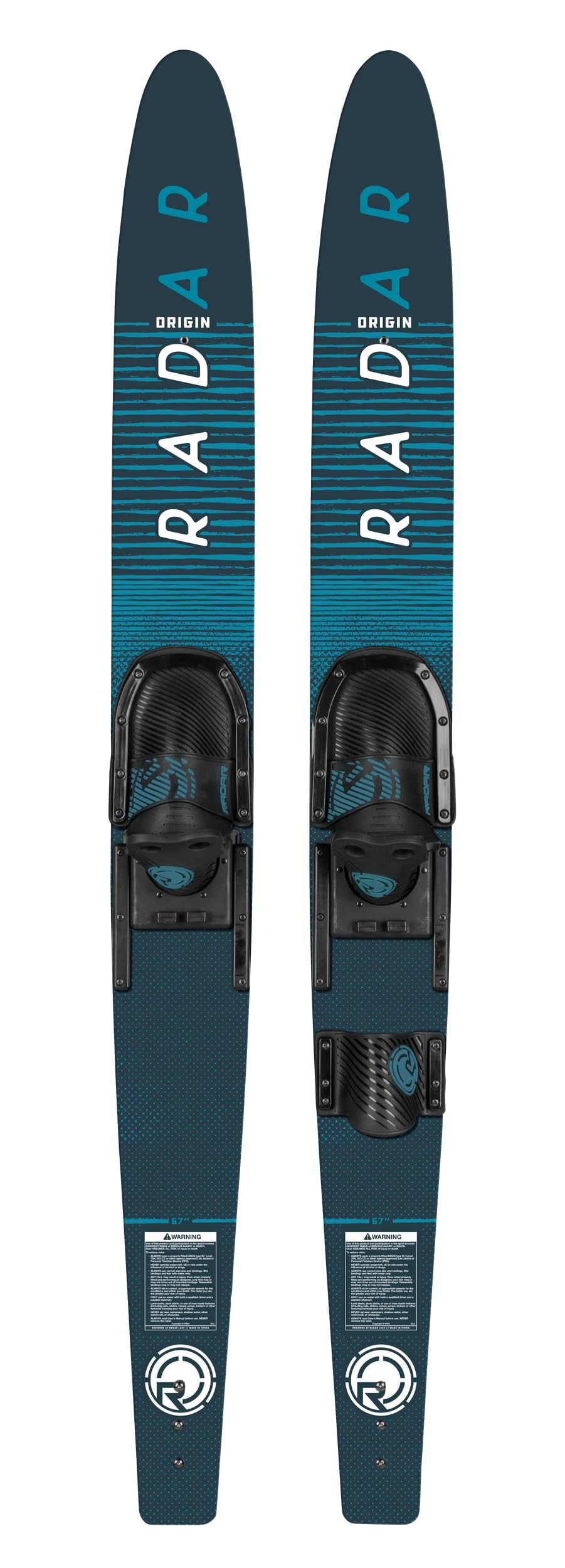 waterskis